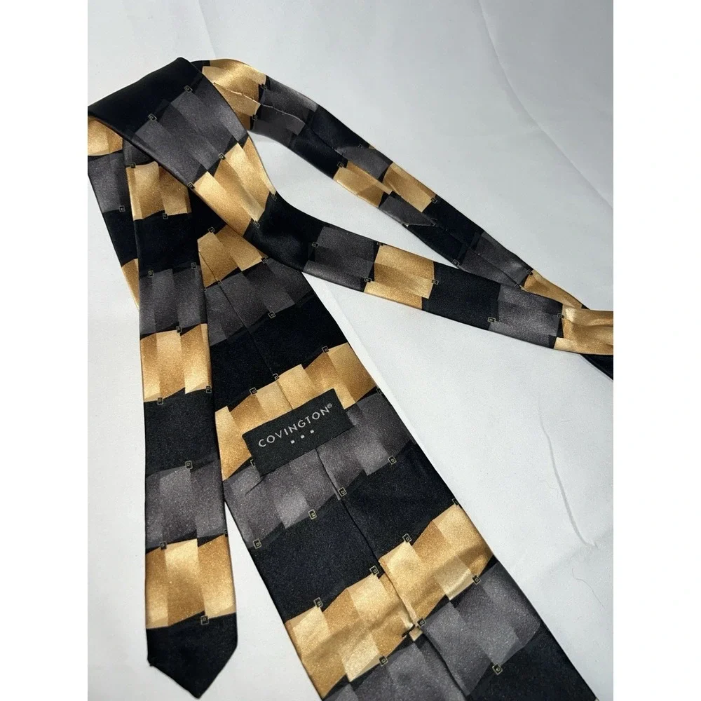 Covington Men's 100% Silk Tie  ~ Black & Gold ~ Geometric ~ Super Clean